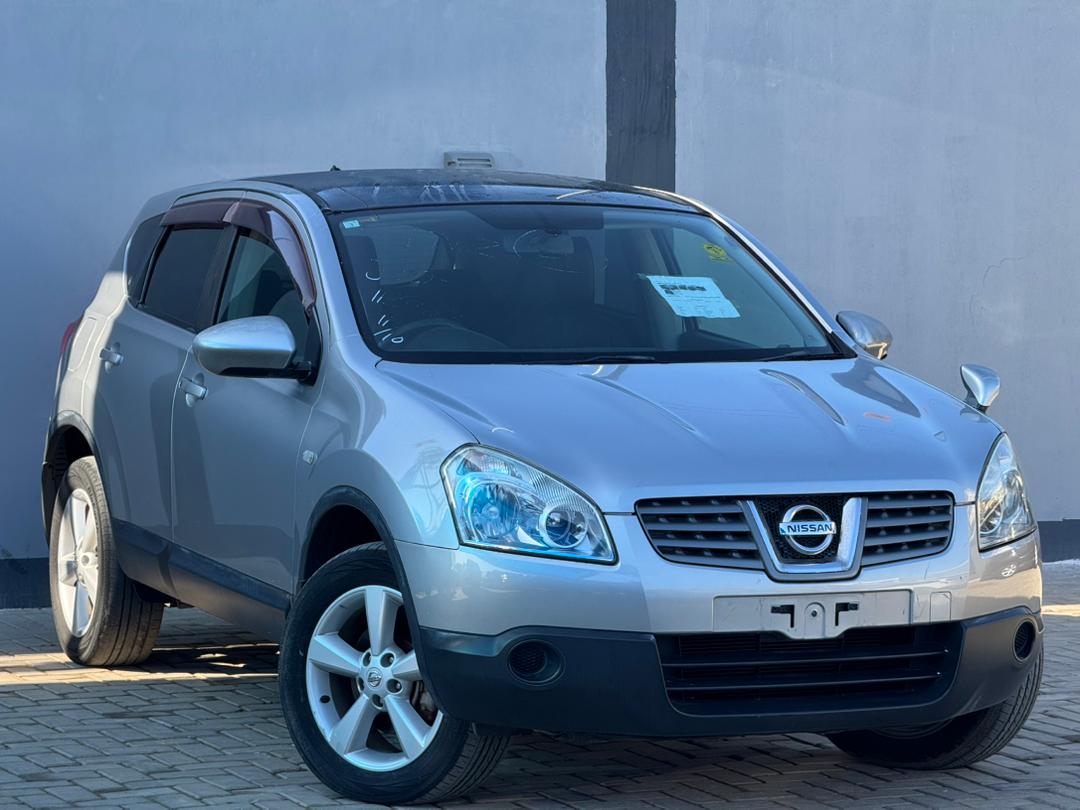 NISSAN DUALIS